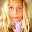 Elegantly Alluring Vivyanne Seeks Romantic Connection